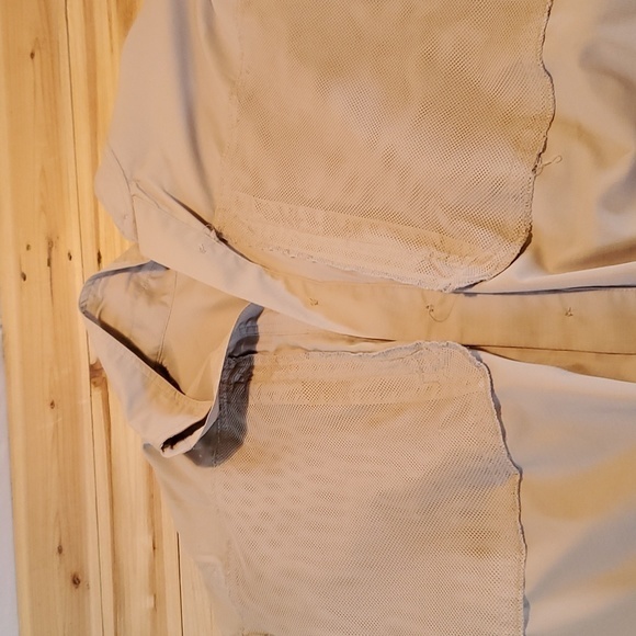 Reel Legends Salt Water vented fishing shirt. - Picture 7 of 10